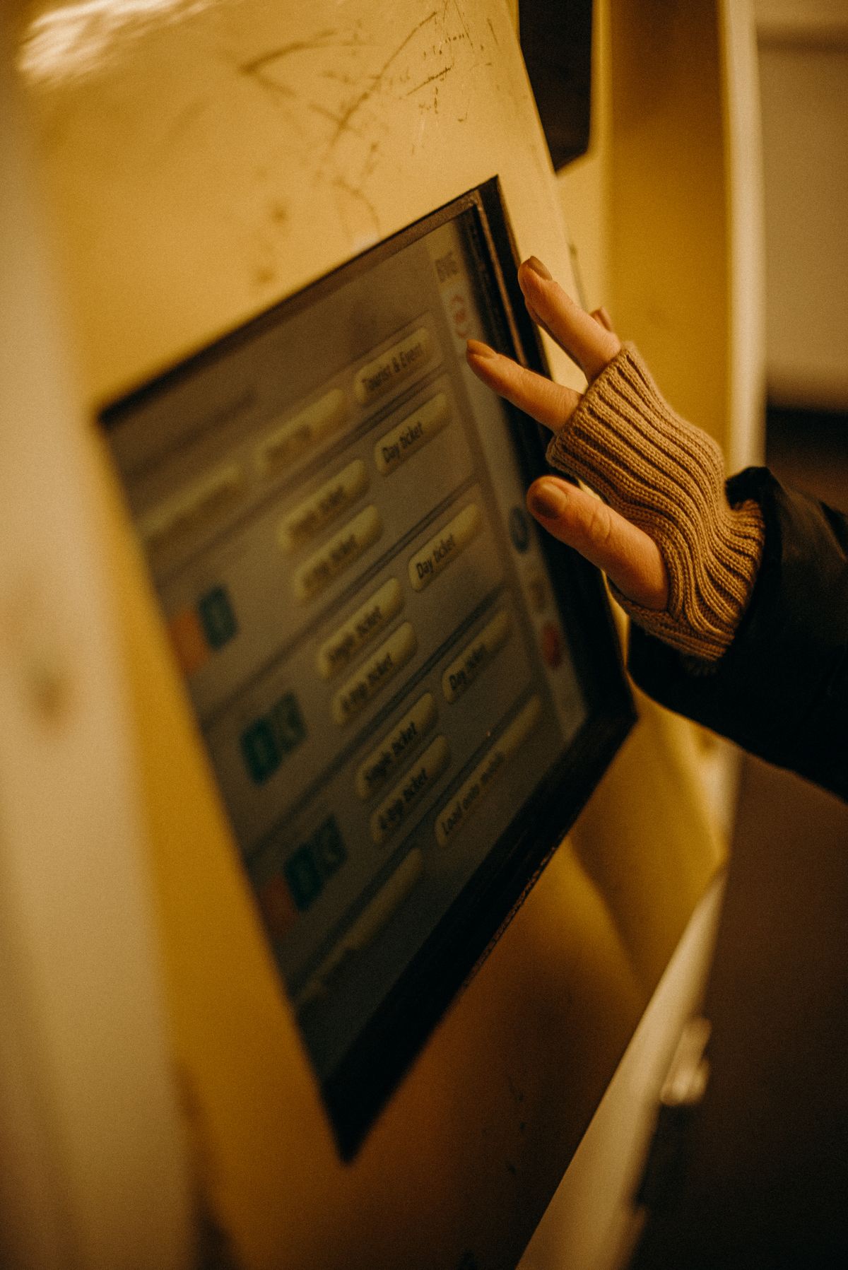 Payment terminal closeup at a self-serve bay